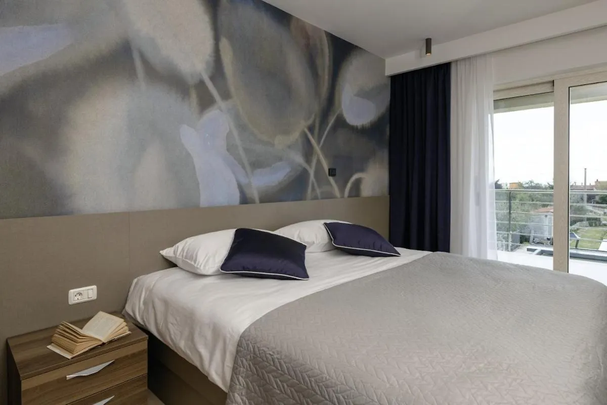 Villa Valentina In Krnica - Haus Fuer 8-9 Personen